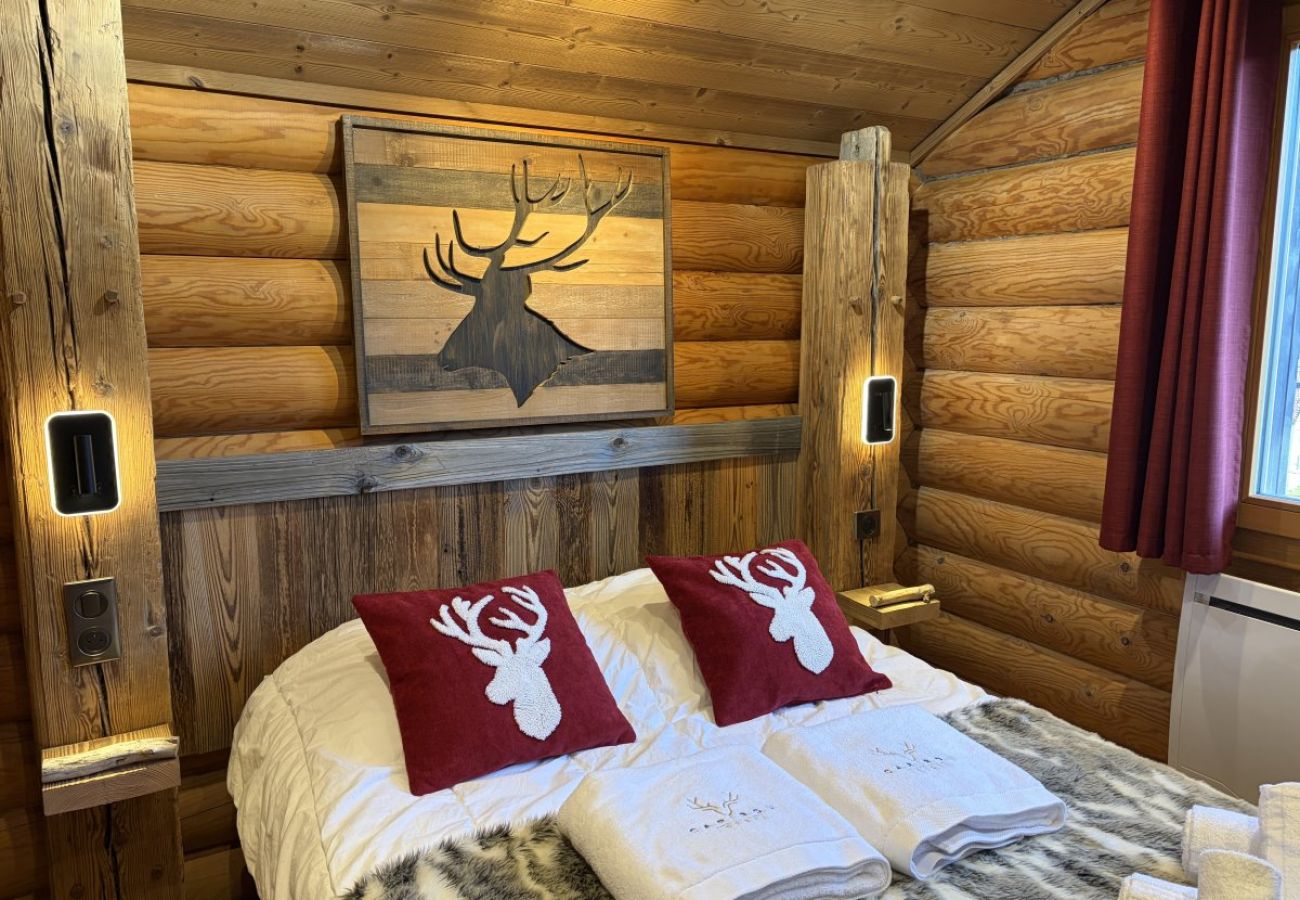 Chalet à La Bresse - LE GRAND CERF  Chalet en rondins avec SPA Jacuzzi