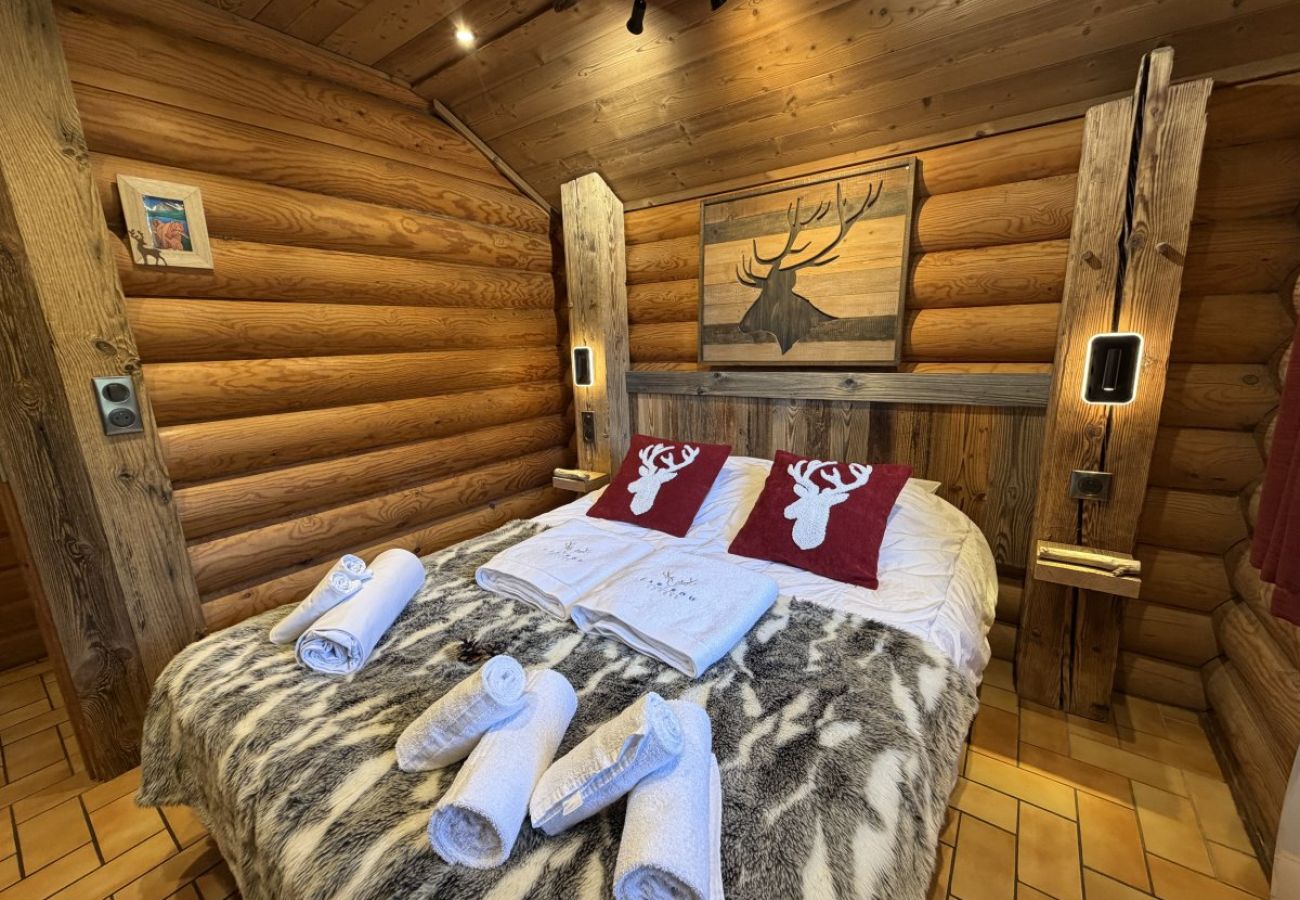 Chalet à La Bresse - LE GRAND CERF  Chalet en rondins avec SPA Jacuzzi