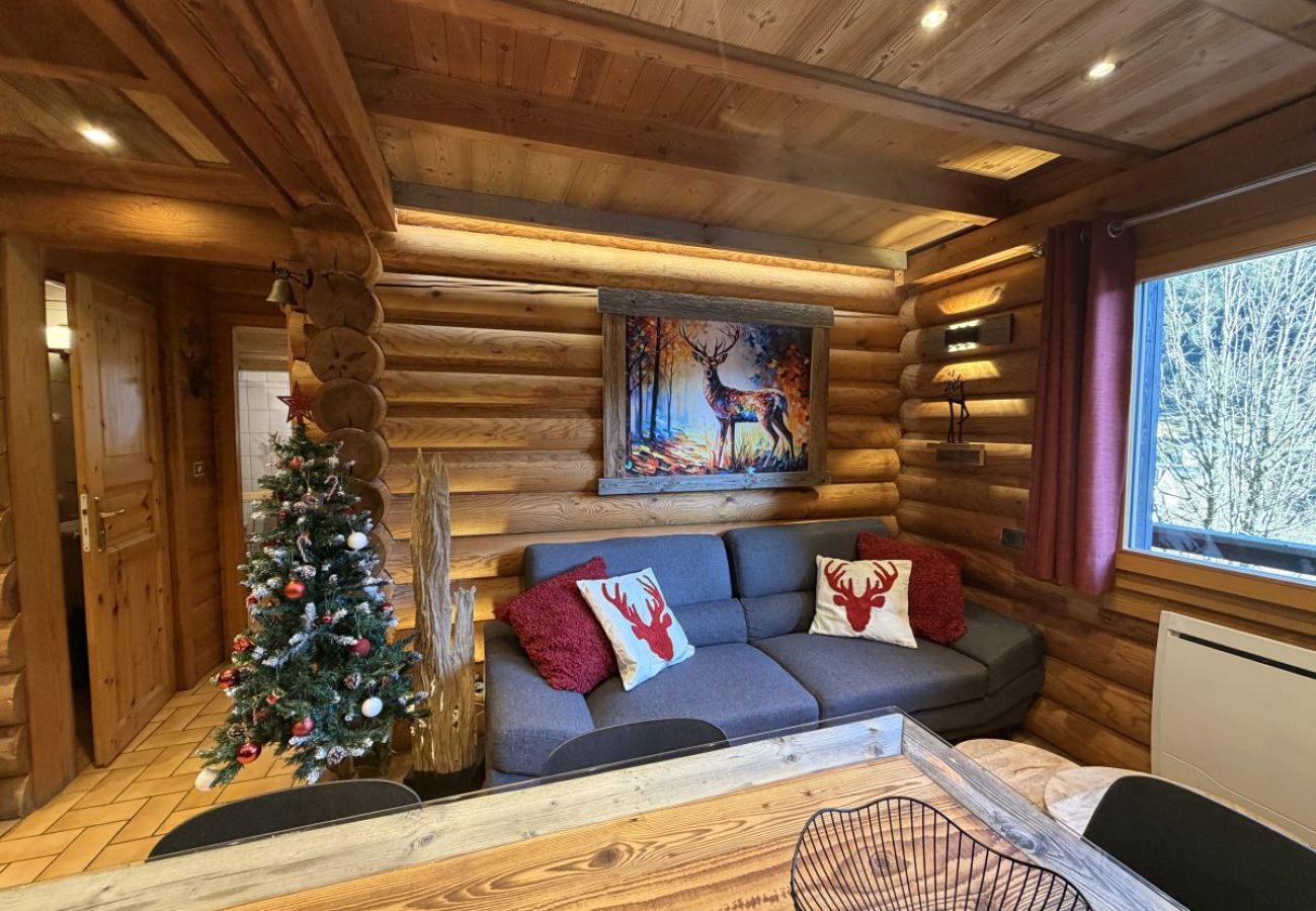 Chalet à La Bresse - LE GRAND CERF  Chalet en rondins avec SPA Jacuzzi