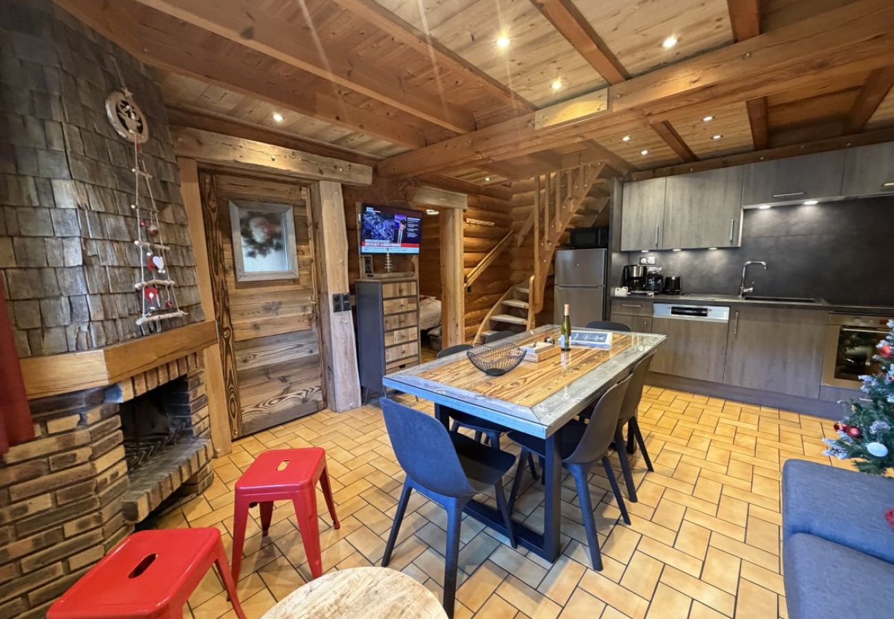 Chalet à La Bresse - LE GRAND CERF  Chalet en rondins avec SPA Jacuzzi