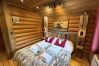 Chalet à La Bresse - LE GRAND CERF  Chalet en rondins avec SPA Jacuzzi