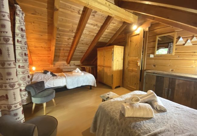 Chalet à La Bresse - LE MONTAGNARD Chalet en bois Chalet à La Bresse - LE MONTAGNARD Chalet en bois