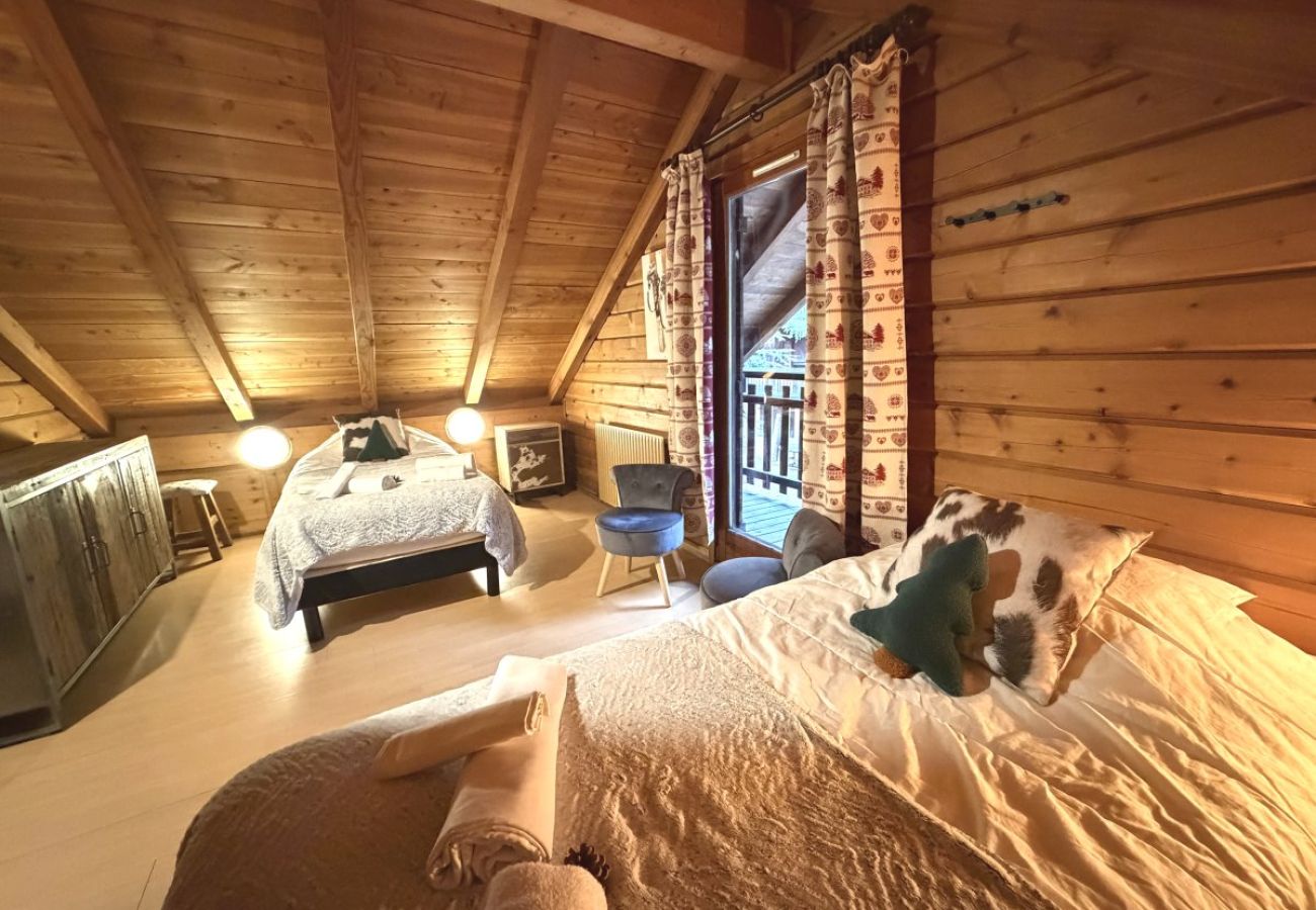 Chambre avec deux lits simples