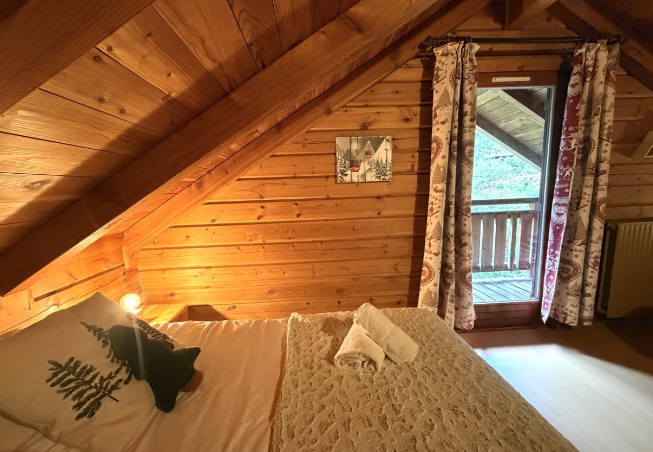 Chambre avec deux lits simples
