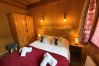 Chalet à La Bresse - LE TRAPPEUR  Chalet en bois vue montagne